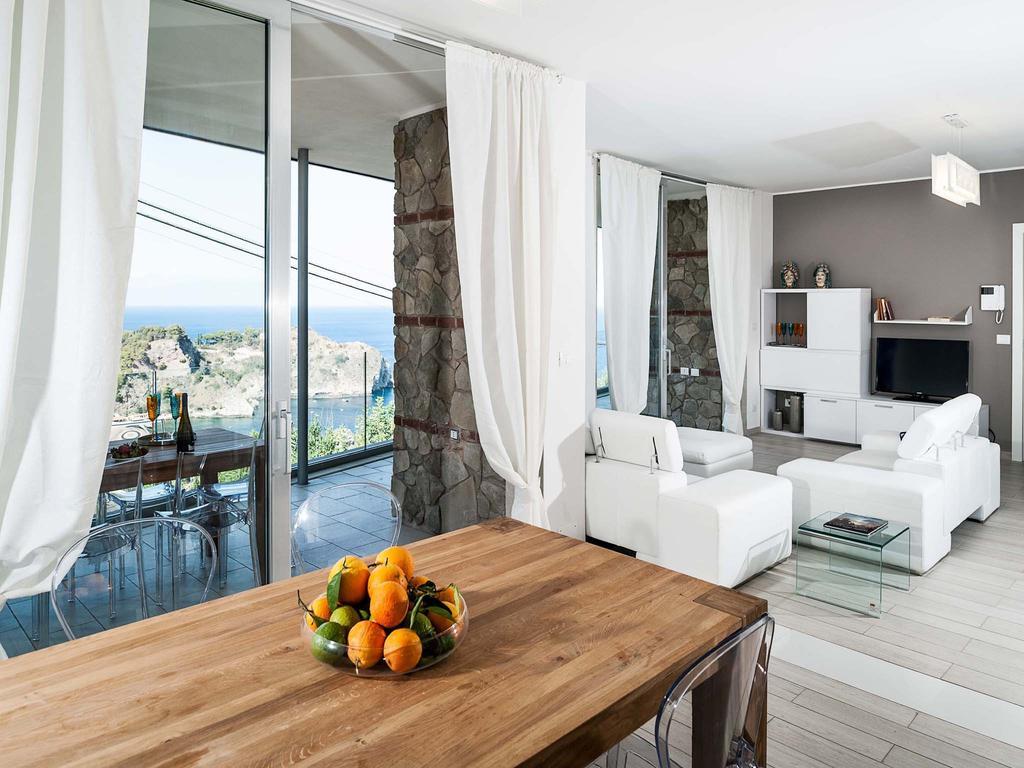 Isola Bella Apartment